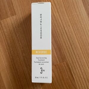 Rodan and Fields Reverse Tone correcting treatment step 3pm. New in box